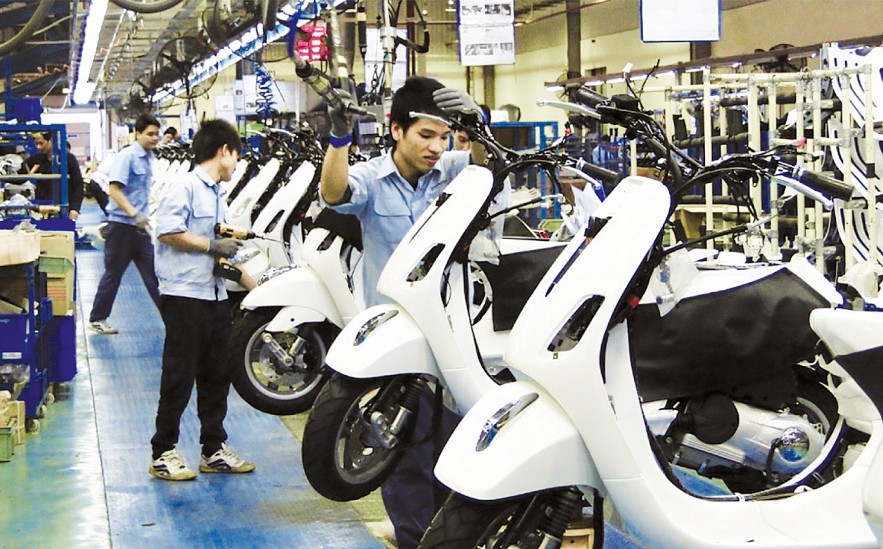 Dây chuyền lắp ráp xe của Nhà máy Piaggio Việt Nam tại Bình Xuyên - Vĩnh Phúc.
