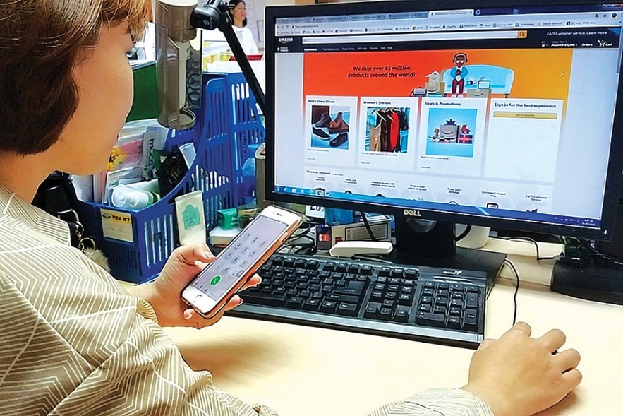 Hoạt động kinh doanh thương mại điện tử đang ngày càng phổ biến và phát triển mạnh mẽ trong nền kinh tế số.