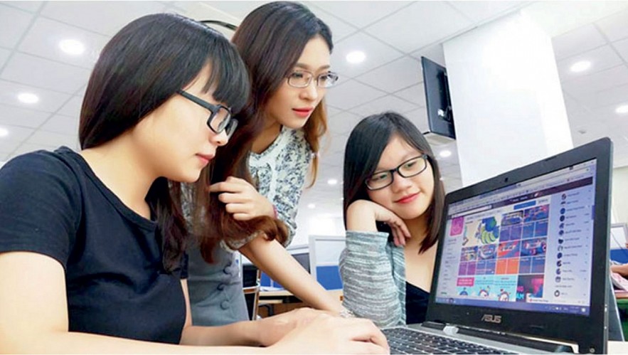 Để quản lý thuế hiệu quả đối với hoạt động kinh doanh thương mại điện tử, cơ quan quản lý thuế cần hiện đại hóa công tác quản lý.