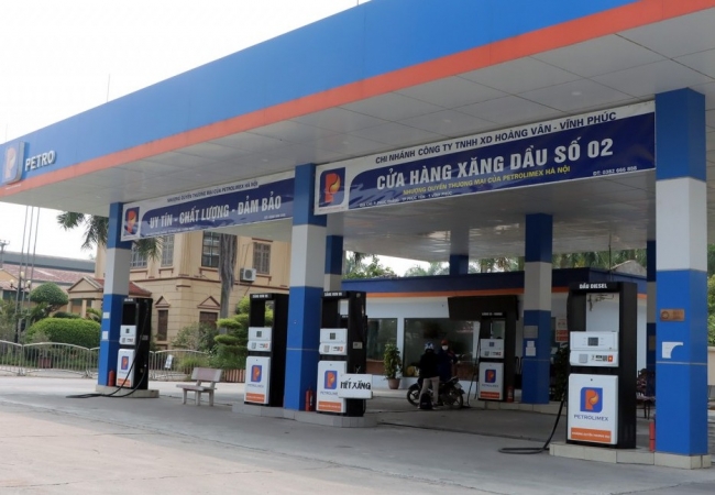 Hà Nội, Vĩnh Phúc: Một số cây xăng hết hàng để bán