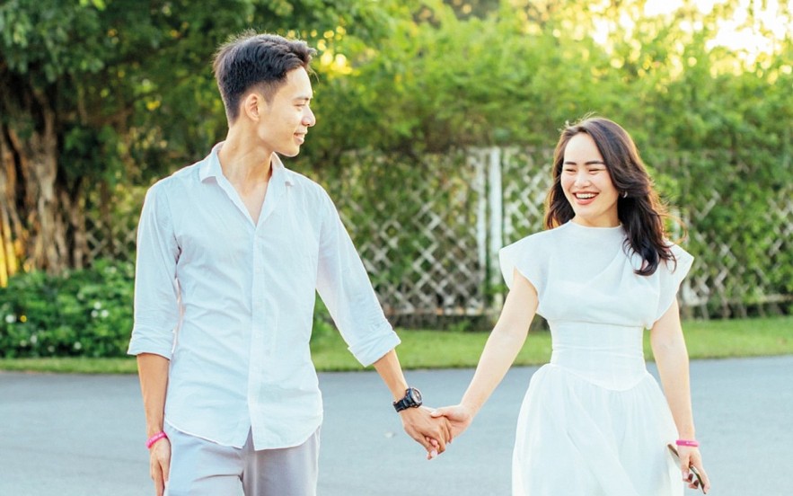 Gia đình anh Trần Văn Tuyển đã lựa chọn khu đô thị xanh Ecopark làm điểm đến mới cho cả nhà. Gia đình anh Trần Văn Tuyển đã lựa chọn khu đô thị xanh Ecopark làm điểm đến mới cho cả nhà.