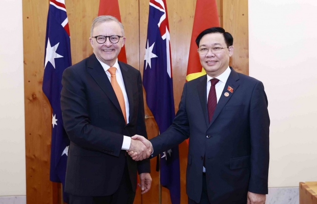 chu tich quoc hoi vuong dinh hue hoi kien thu tuong australia anthony albanese