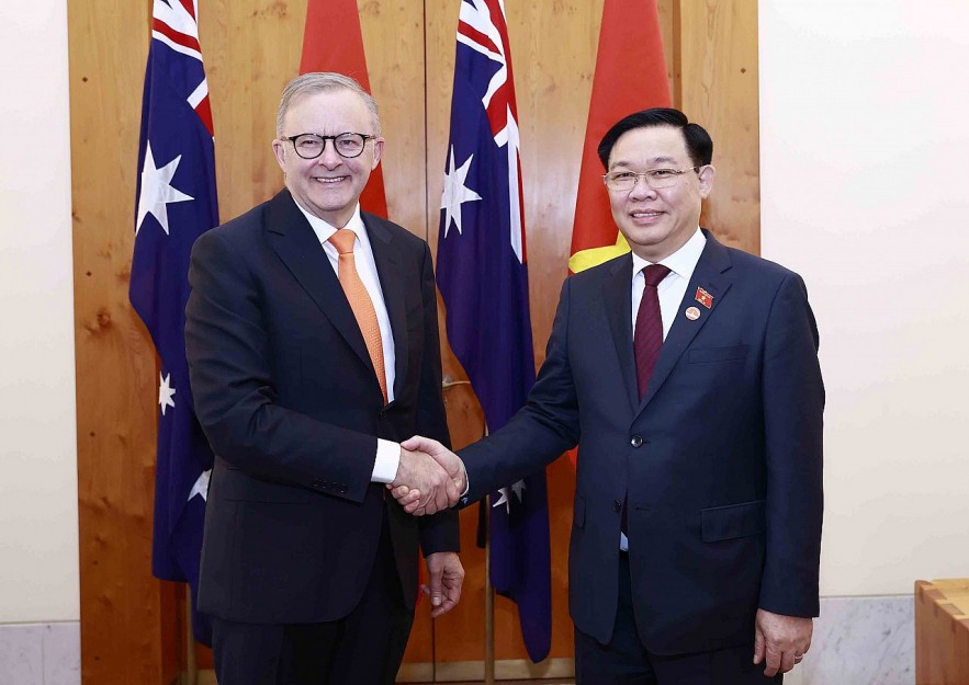 Chủ tịch Quốc hội Vương Đình Huệ hội kiến Thủ tướng Australia Anthony Albanese Chủ tịch Quốc hội Vương Đình Huệ hội kiến Thủ tướng Australia Anthony Albanese