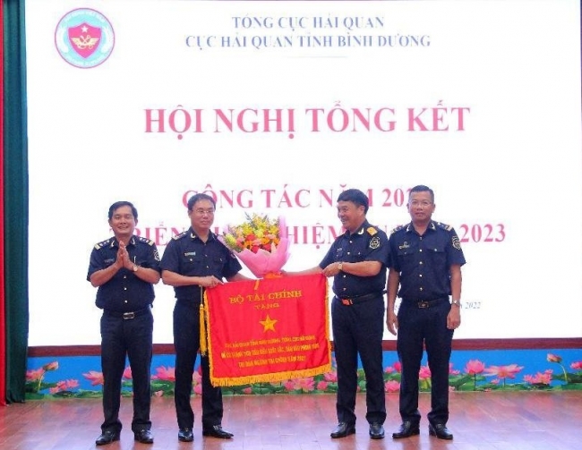 cuc hai quan binh duong thu ngan sach dat 18626 ty dong