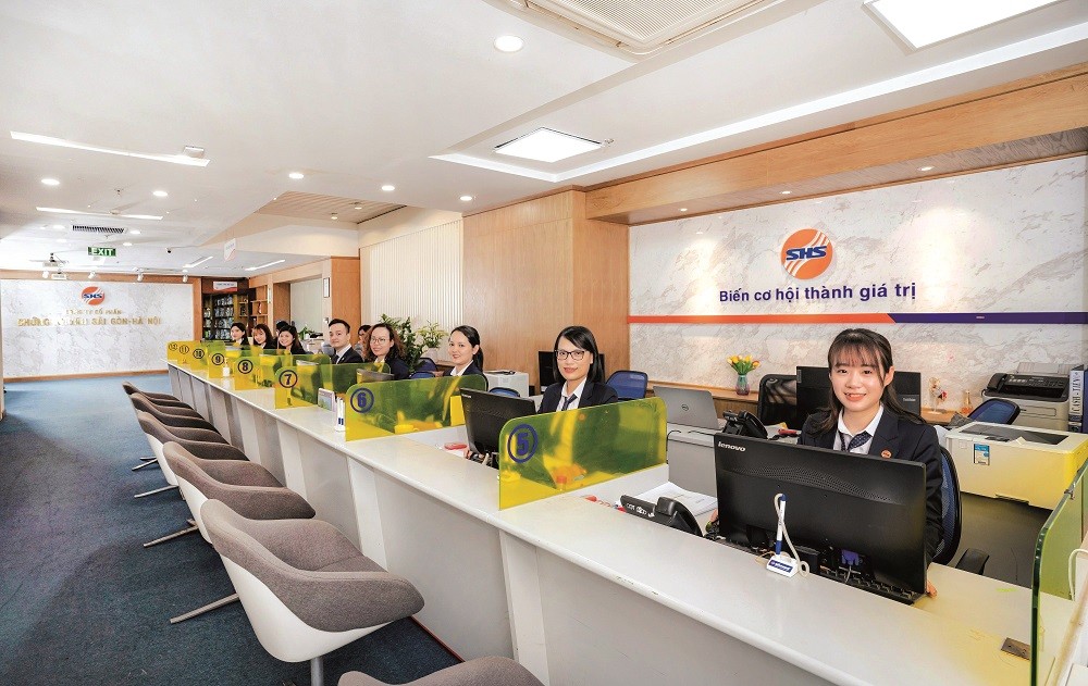 SHS tự tin với nội lực để đón cơ hội mới SHS tự tin với nội lực để đón cơ hội mới