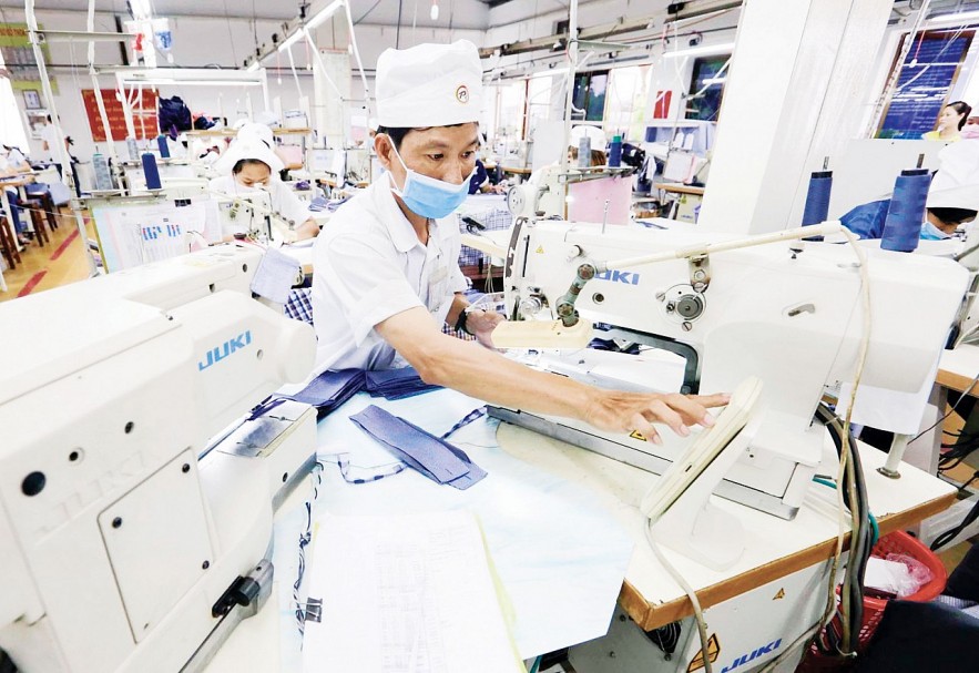 Chính sách tài khóa đồng hành, hỗ trợ đắc lực cho cộng đồng doanh nghiệp Chính sách tài khóa đồng hành, hỗ trợ đắc lực cho cộng đồng doanh nghiệp