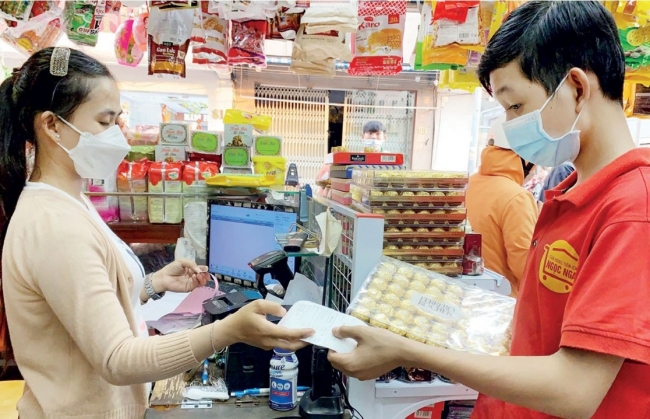 Hóa đơn điện tử khởi tạo từ máy tính tiền: Cần nghiên cứu hoàn thiện quy định pháp luật hướng đến bắt buộc