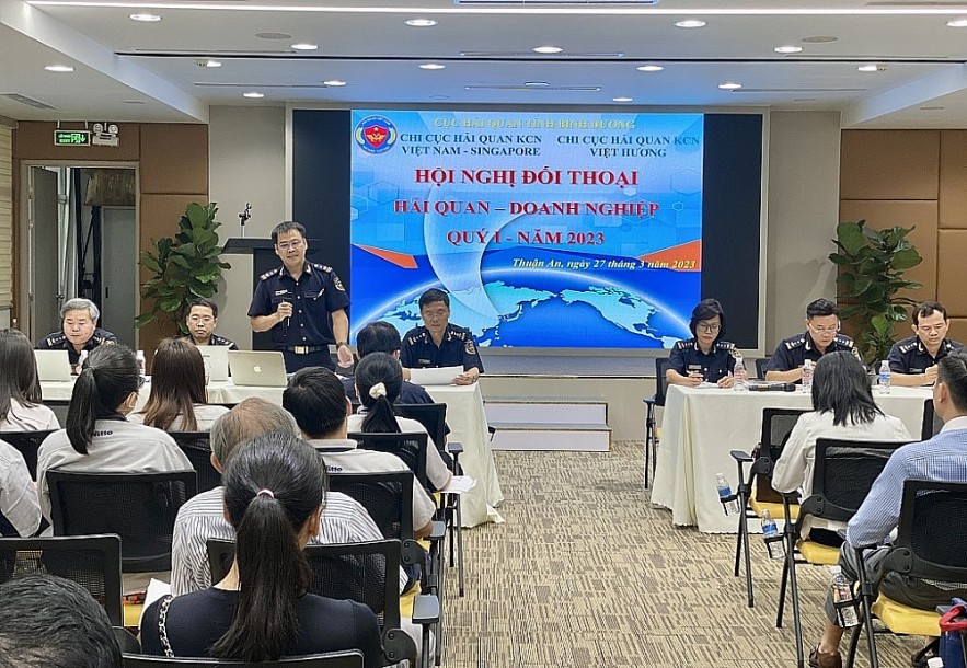 Bình Dương: 100 doanh nghiệp tham gia đối thoại về pháp luật hải quan