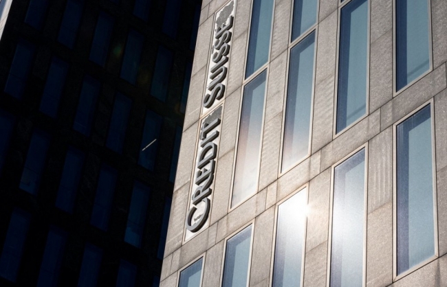 trai chu at1 credit suisse tien hanh vu kien lon dau tien voi co quan quan ly thuy sy