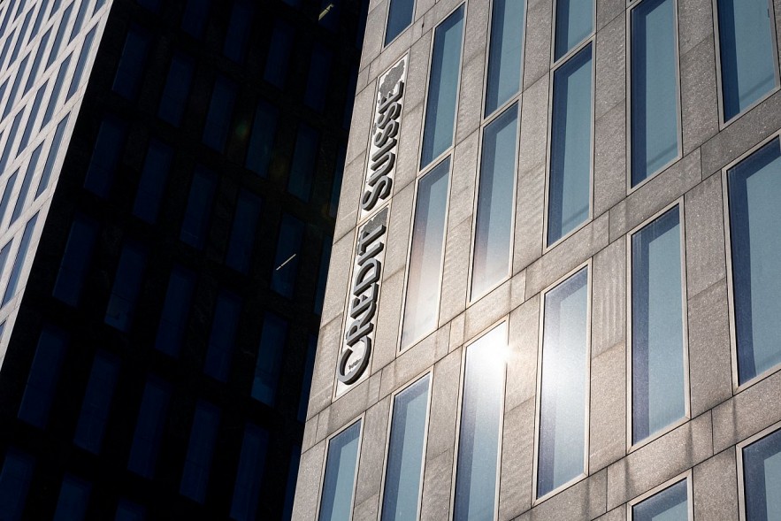 Trái chủ AT1 Credit Suisse tiến hành vụ kiện lớn đầu tiên với cơ quan quản lý Thụy Sỹ Trái chủ AT1 Credit Suisse tiến hành vụ kiện lớn đầu tiên với cơ quan quản lý Thụy Sỹ