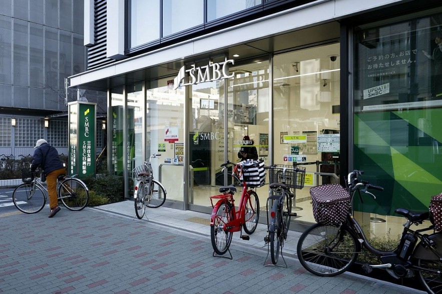 Trái chủ AT1 Credit Suisse tiến hành vụ kiện lớn đầu tiên với cơ quan quản lý Thụy Sỹ Trái chủ AT1 Credit Suisse tiến hành vụ kiện lớn đầu tiên với cơ quan quản lý Thụy Sỹ