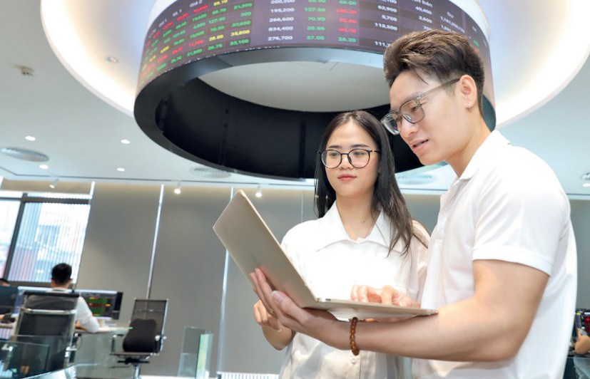 Thị trường chứng khoán kỳ vọng sẽ khởi sắc