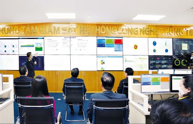 Xây dựng, vận hành cơ sở dữ liệu chuyên ngành tài chính hiện đại