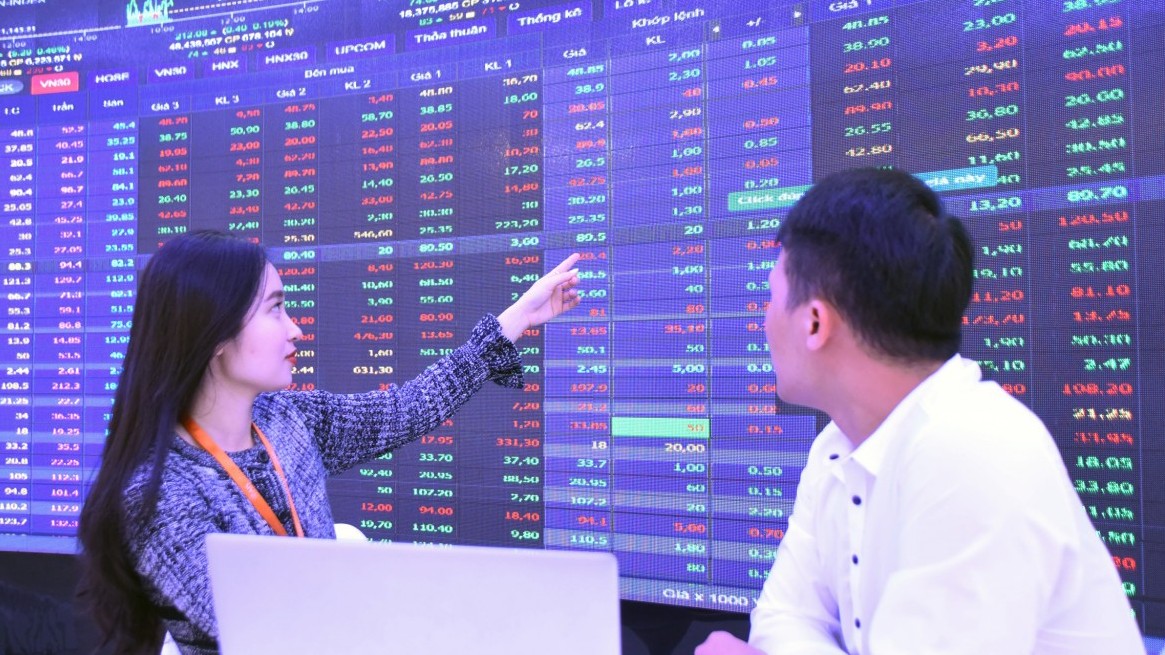 chung khoan ngay 102 da giam thu hep cuoi phien vn index van dong cua trong sac do