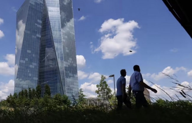 ecb co the se tang tiep lai suat sau mua he boe chuan bi tang len 475