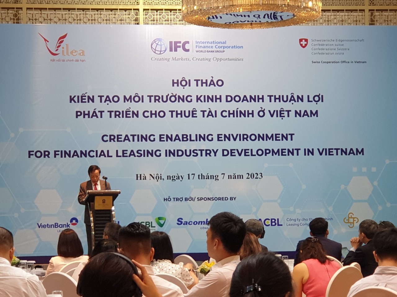 Thiếu hành lang pháp lý phù hợp, thị trường cho thuê tài chính khó phát triển