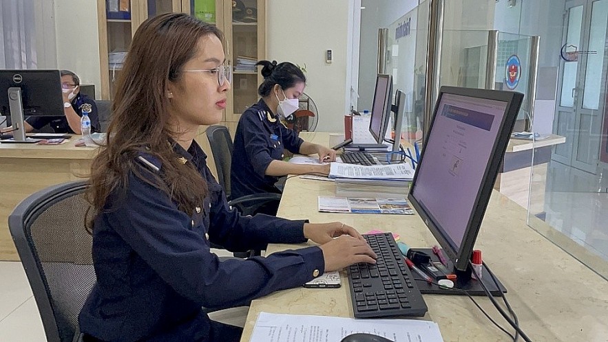 Thuận lợi hơn cho doanh nghiệp khi khai, nộp chứng từ