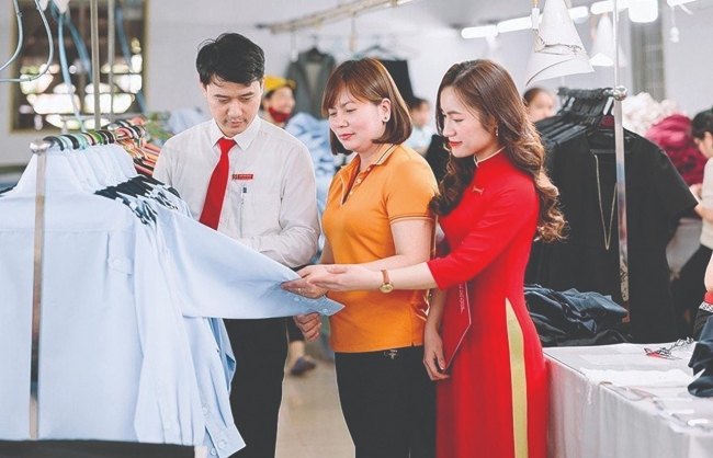 Agribank "tăng tốc" chương trình tín dụng hỗ trợ doanh nghiệp phục hồi