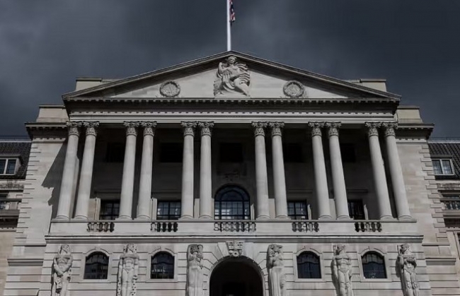 ngan hang anh tang lai suat them 025 diem phan tram canh bao duy tri muc cao trong hai nam toi