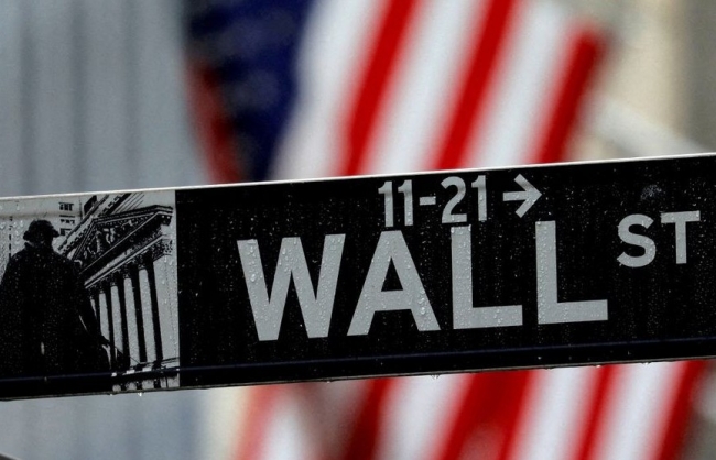 gia co phieu ngan hang the gioi truot doc sau xep hang cua moodys thue cao bat ngo cua y