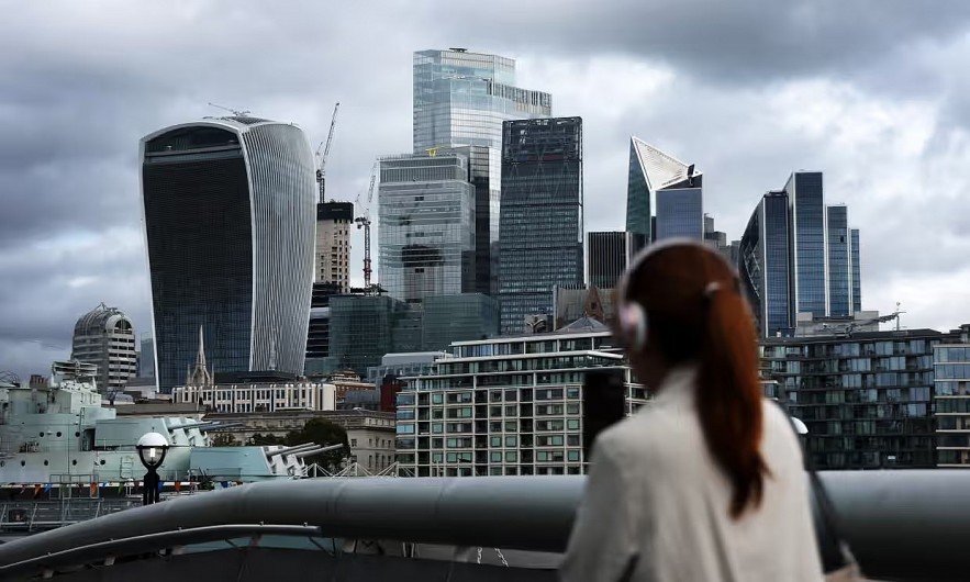 Trung Quốc sẽ giữ nguyên lãi suất trong bối cảnh kinh tế ảm đạm và thị trường nhà ở sụt giảm mạnh Trung Quốc sẽ giữ nguyên lãi suất trong bối cảnh kinh tế ảm đạm và thị trường nhà ở sụt giảm mạnh