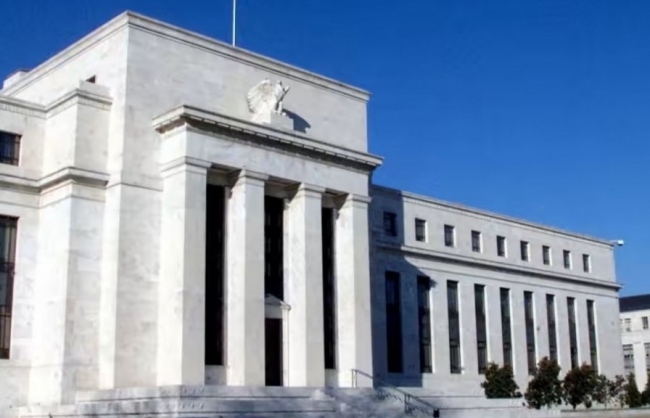 quan chuc fed than trong voi viec tang lai suat qua cao