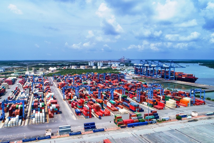 Một góc cảng Cái Mép - Thị Vải (tỉnh Bà Rịa – Vũng Tàu). Ảnh Đỗ Doãn Một góc cảng Cái Mép - Thị Vải (tỉnh Bà Rịa – Vũng Tàu). Ảnh Đỗ Doãn