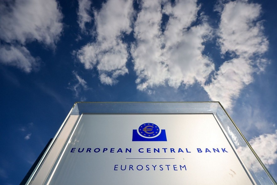 Kinh tế Mỹ tiếp đà tăng trưởng, ECB giữ nguyên lãi suất điều hành