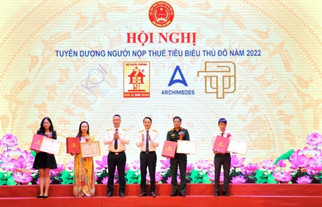 Hà Nội tuyên dương 260 người nộp thuế tiêu biểu năm 2022