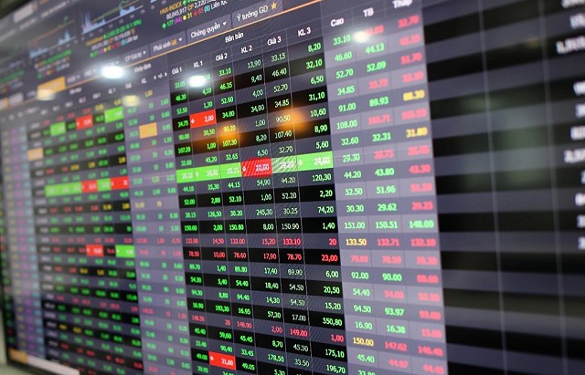 Kịch bản nào cho thị trường chứng khoán giai đoạn cuối năm?