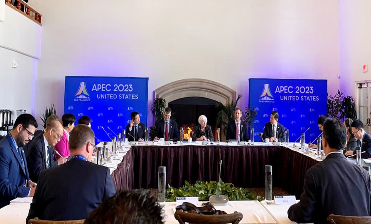 Các Bộ trưởng Tài chính APEC thảo luận về chính sách tài khóa Các Bộ trưởng Tài chính APEC thảo luận về chính sách tài khóa