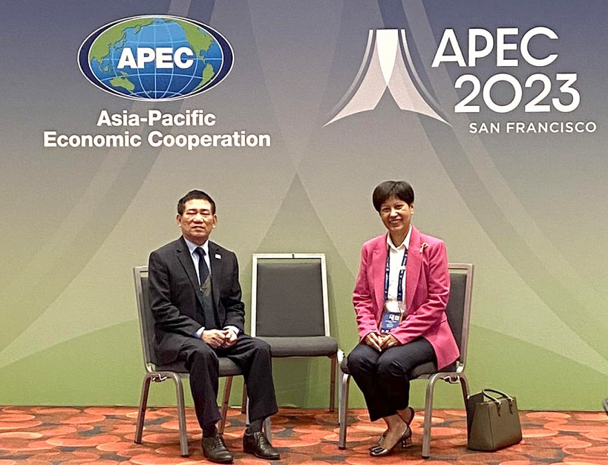 Bộ trưởng Hồ Đức Phớc gặp song phương các bộ trưởng tài chính