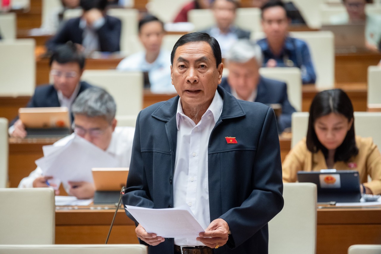 Đại biểu Phạm Văn Hòa: Vụ SCB có thể chỉ là Đại biểu Phạm Văn Hòa: Vụ SCB có thể chỉ là