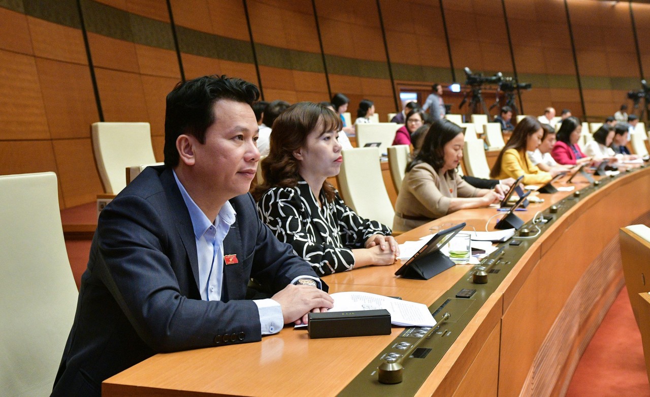 Đại biểu Phạm Văn Hòa: Vụ SCB có thể chỉ là Đại biểu Phạm Văn Hòa: Vụ SCB có thể chỉ là