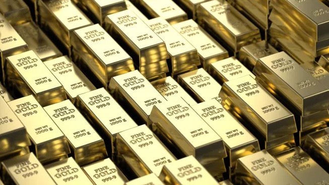 Giá vàng vượt mốc 4.600 USD giữa lúc Chủ tịch Fed bị điều tra hình sự và nhu cầu trú ẩn an toàn tăng cao