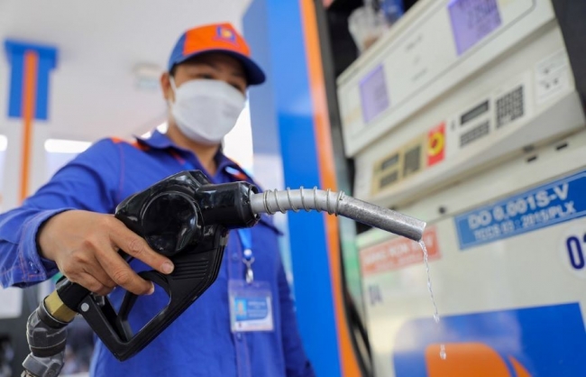 Không thể trì hoãn áp dụng hóa đơn điện tử bán lẻ xăng dầu