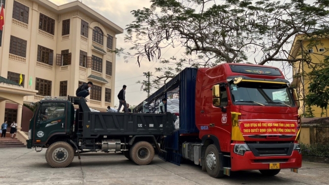 Khẩn trương xuất cấp gạo dự trữ quốc gia hỗ trợ học sinh