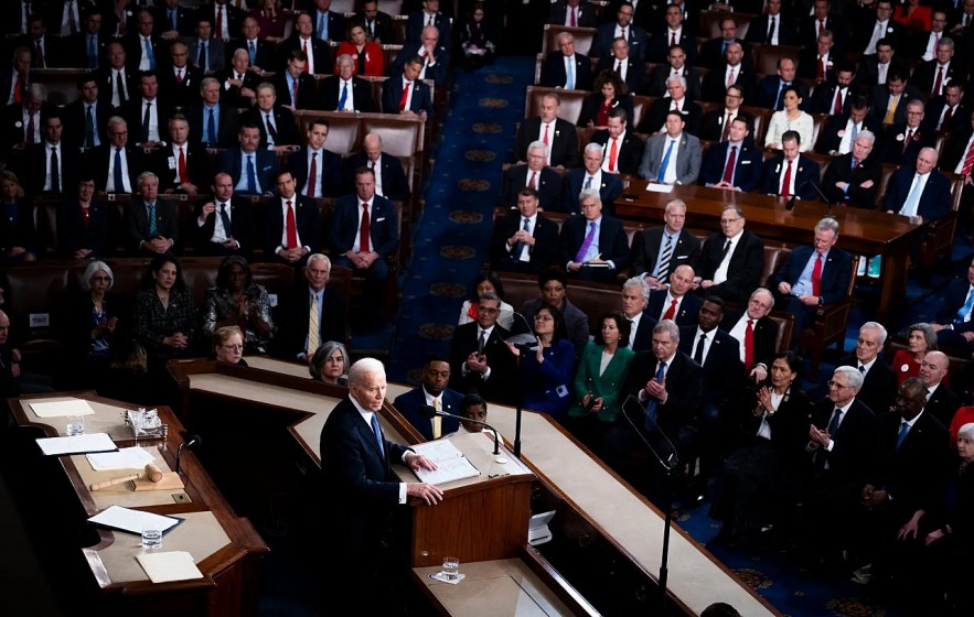 Tổng thống Mỹ kêu gọi đánh thuế cao hơn đối với các tập đoàn và người giàu Tổng thống Mỹ kêu gọi đánh thuế cao hơn đối với các tập đoàn và người giàu