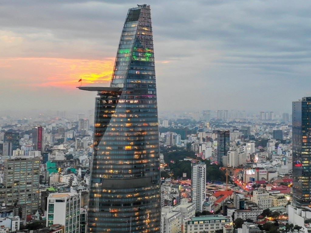 TP. Hồ Chí Minh: Giá thuê bán lẻ trung tâm giảm nhẹ, ngoại ô tăng trưởng trong quý III/2025