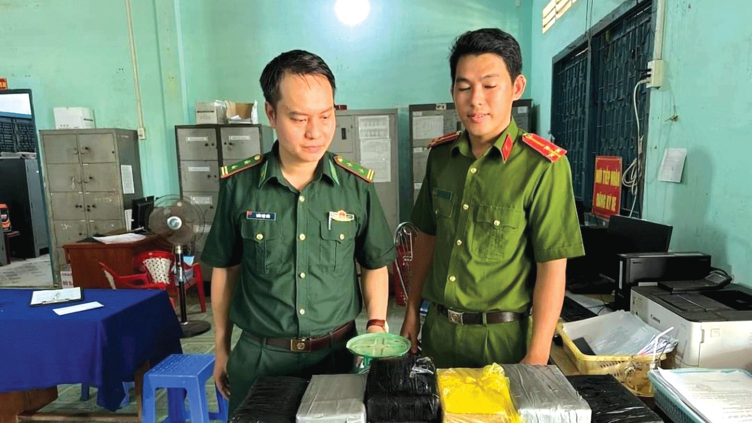 Vận chuyển trái phép cocain trên biển diễn biến phức tạp