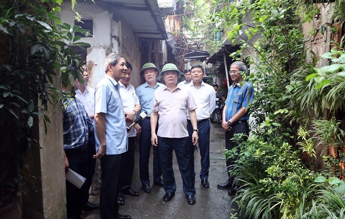 Hà Nội phấn đấu khởi công cải tạo, xây dựng lại 1-2 khu chung cư cũ trong năm 2025 Hà Nội phấn đấu khởi công cải tạo, xây dựng lại 1-2 khu chung cư cũ trong năm 2025