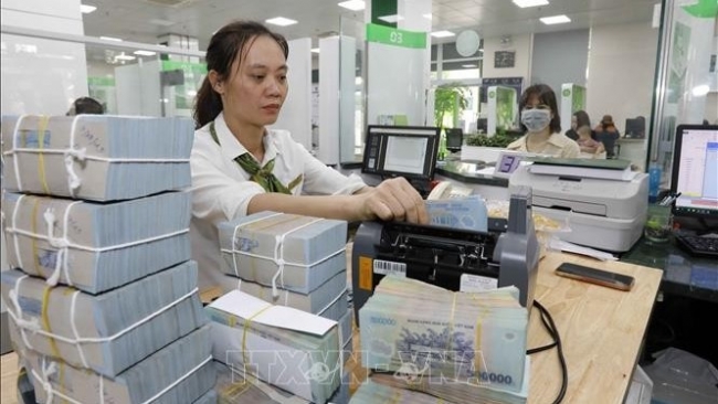 Ngân hàng được sử dụng tỷ lệ vốn ngắn hạn cho vay dài hạn như thế nào?