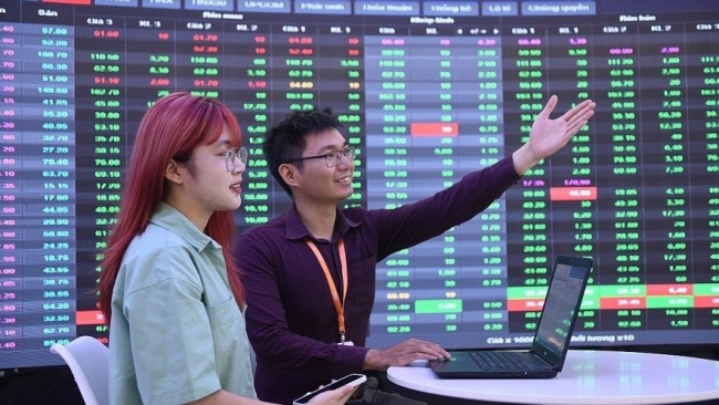 Nâng hạng - niềm tin đã "tỏ", cần khơi thêm hành động từ "người thụ hưởng"