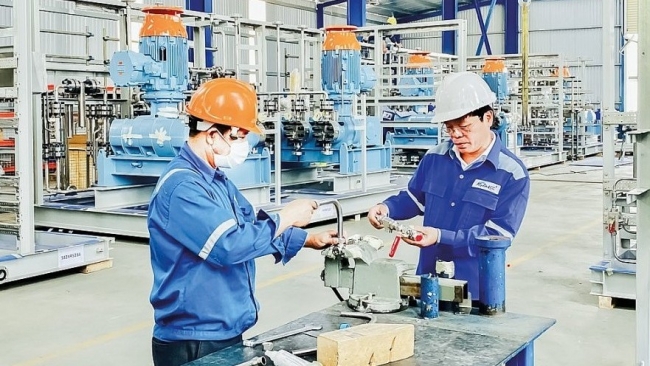 Vực dậy nền kinh tế, hỗ trợ nhiều hơn cho doanh nghiệp phát triển