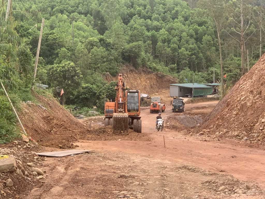 Quảng Ninh: Đẩy nhanh tiến độ giải ngân đầu tư công những tháng cuối năm Quảng Ninh: Đẩy nhanh tiến độ giải ngân đầu tư công những tháng cuối năm