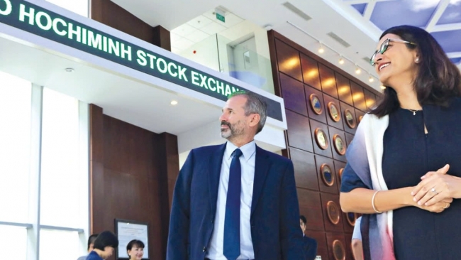 Nhà đầu tư kỳ vọng chứng khoán Việt Nam được nâng hạng từ cận biên lên mới nổi