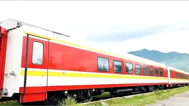 khai thac thuong mai tuyen tau sai gon nha trang