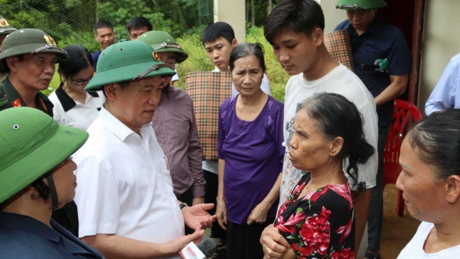 pho thu tuong ho duc phoc kiem tra chi dao khac phuc hau qua mua lu tai bac kan