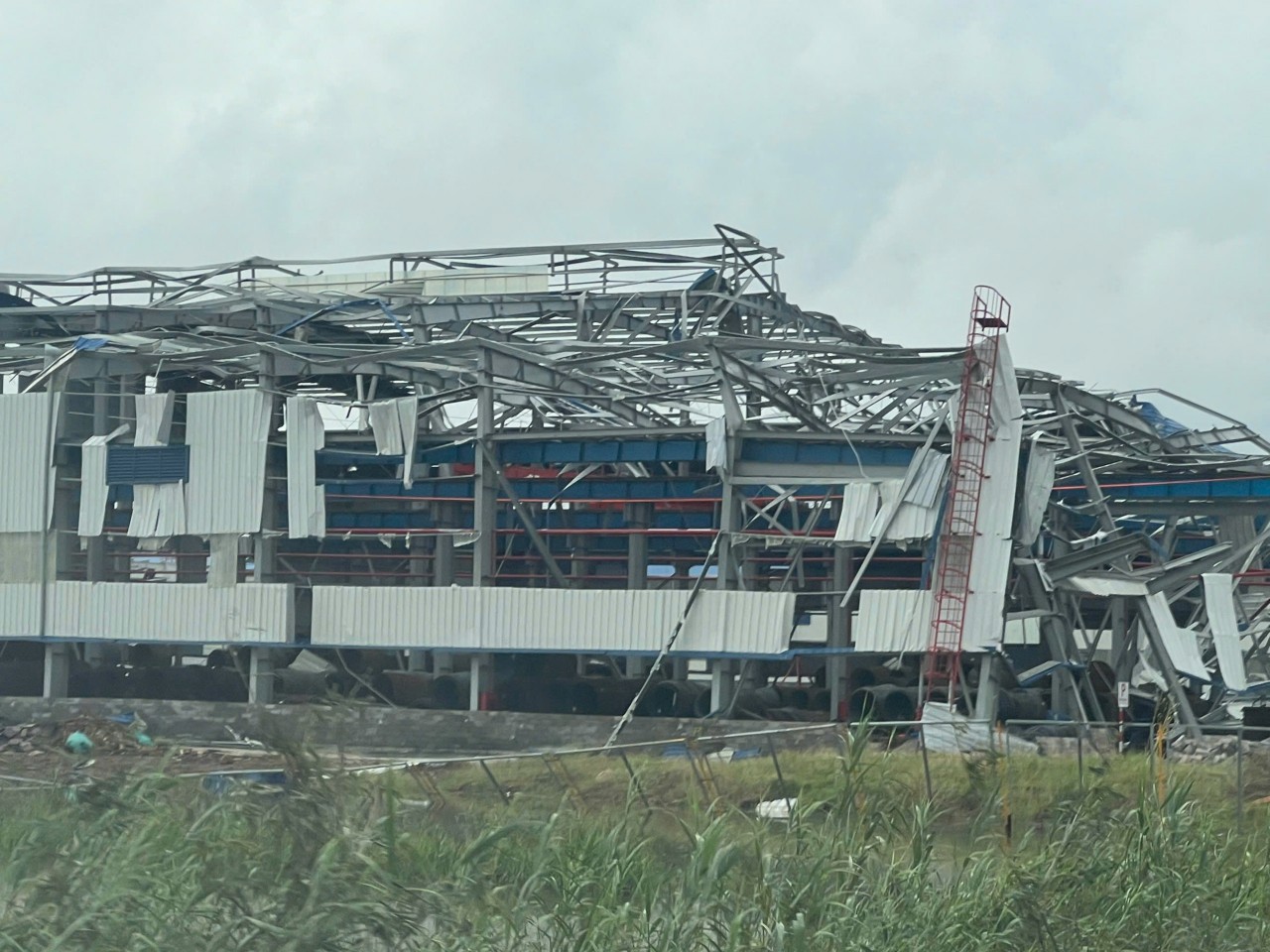 Thêm nhiều doanh nghiệp bảo hiểm ước tính con số bồi thường Thêm nhiều doanh nghiệp bảo hiểm ước tính con số bồi thường