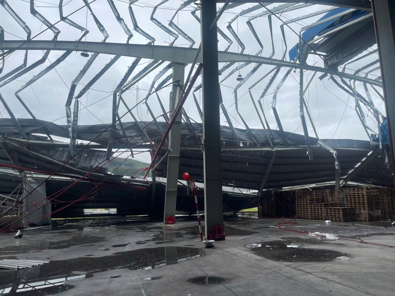 Khoảng 7.000 tỷ đồng là số ước tính ban đầu chi trả bồi thường bảo hiểm do Bão số 3 và lũ lụt gây ra